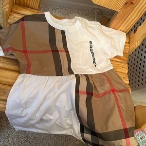 Baby Burberry outfit size 12 month